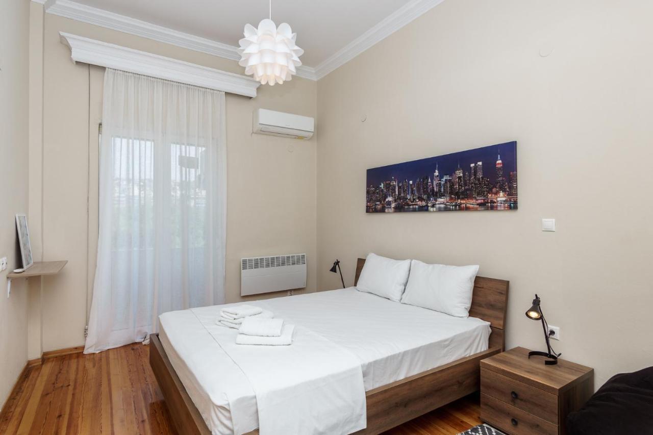 C.4 Red Rose #Colony_Central_Apartment Tesalonika Bagian luar foto